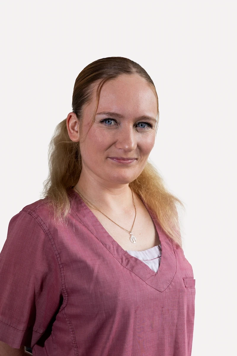Halvprofil bilde av Olesia